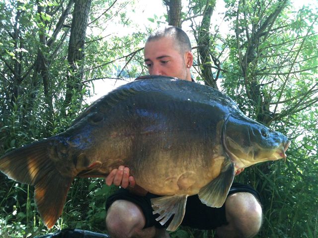 Nicolas, notre reprsentant Rhne Nord en test peche rapide avec ces premires WHITE !