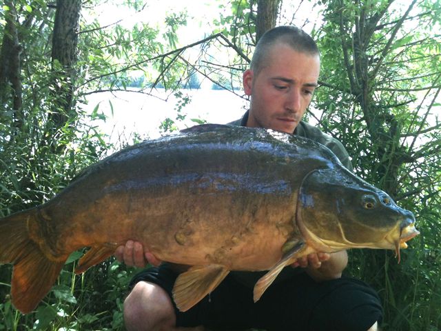 Nicolas, notre reprsentant Rhne Nord en test peche rapide avec ces premires WHITE !