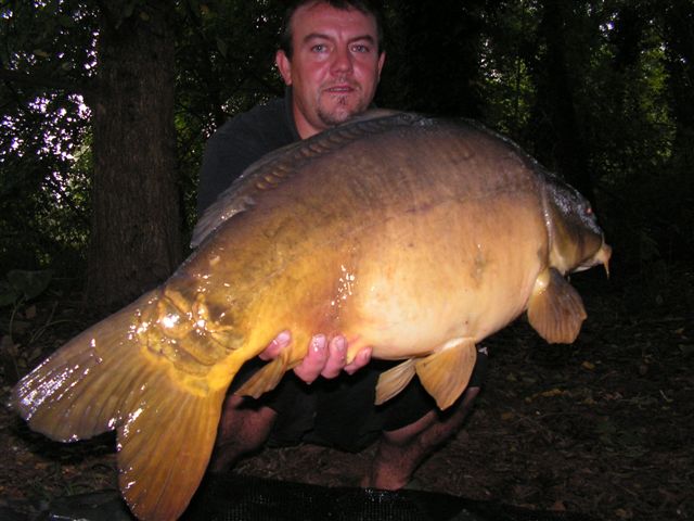 Laurent  la YELLOW Fruit sur la rivire Lot