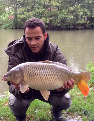 raphal  la WHITE en plan d'eau