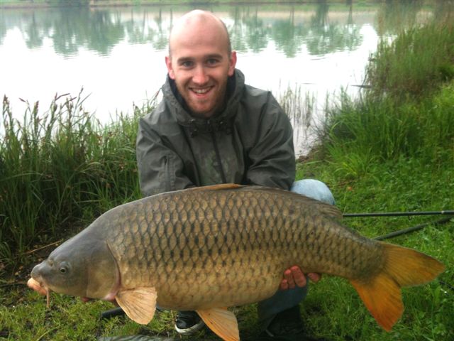 Mickal dans l'Ain aux SiLURiS ONE Boilies !